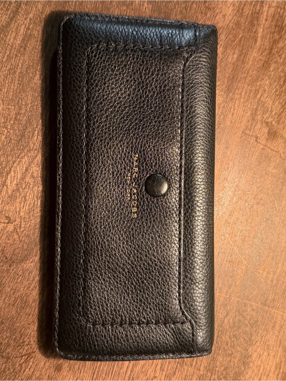 Marc Jacobs Black Pebbled Leather wallet black continental style with clasp